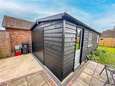 GARAGE/WORKSHOP
